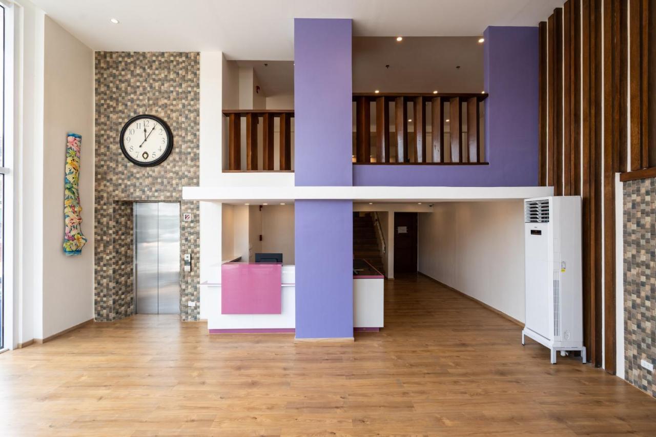 Myspace Hotel Comembo Taguig Eksteriør billede